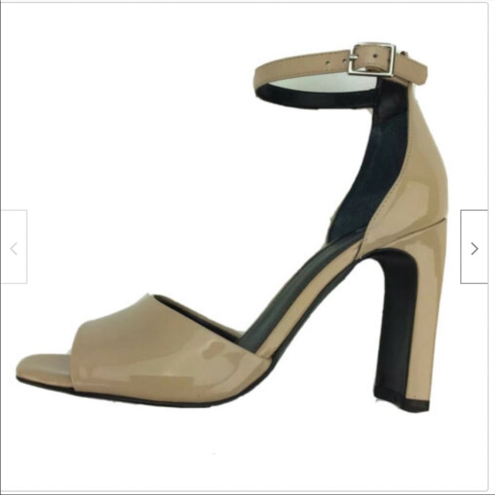 Marc Fisher | Harlin Ankle Strap Sandals